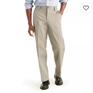 Men's DOCKERS 38 X 32 EASY KHAKI Light Beige Classic-Fit STRETCH Pants NWT
